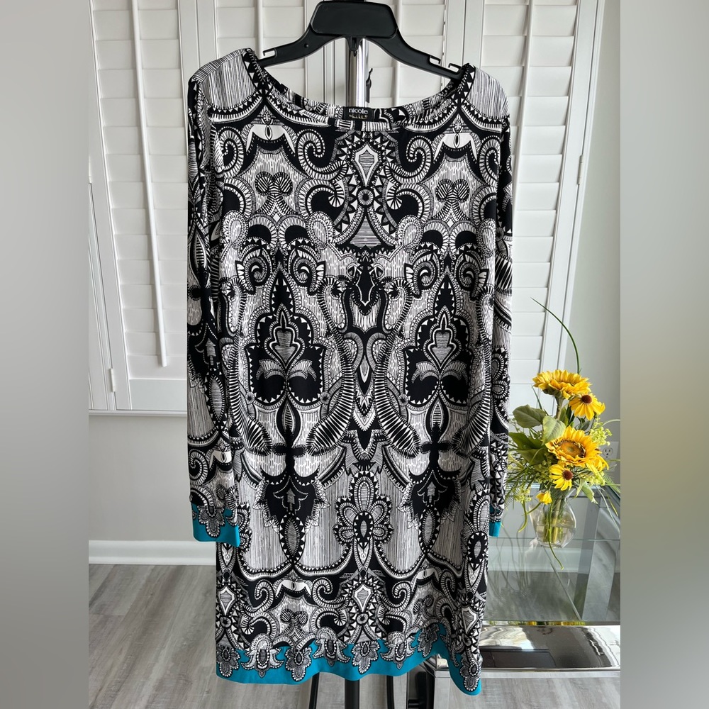 NICOLE Black & White Patterned Green Accent Long Sleeve Scoop Neck Dress Size XL